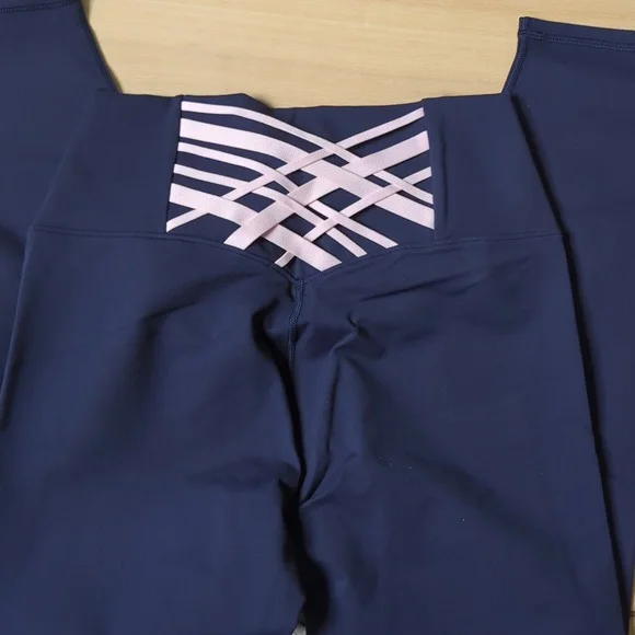 Fabletics Boost Powerhold High Waisted 7/8 Leggings - Picture 2 of 2